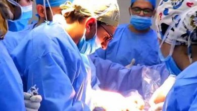 عملية جراحية لجنين قبل ولادته
