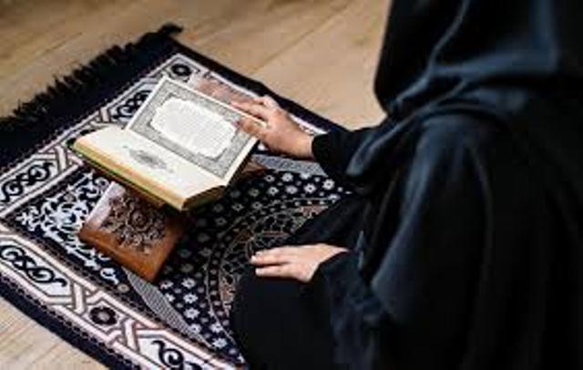 قراءة القرآن بدون حجاب
