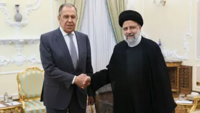 الرئيس الايراني مع وزير الخارجية الروسي